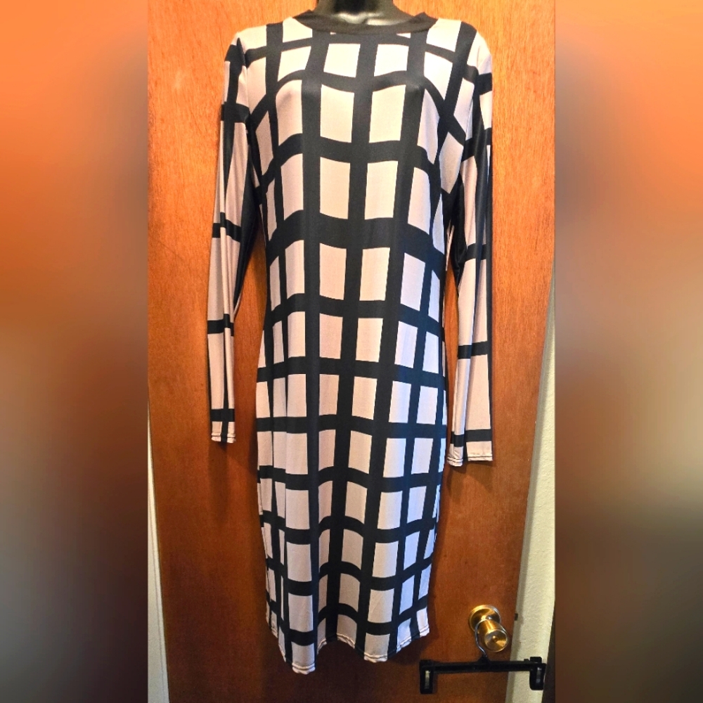 Left Or Right Elegant Black & Cream Grid Pattern Mesh/sheer Dress SzL NWOT